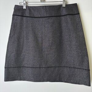 Theory Maia Elegant Gray Shimmery Skirt